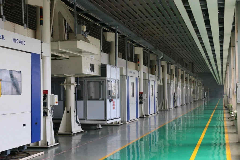 欧系基因 世界标准 汉马动力精研高端智造，铸就行业新标杆